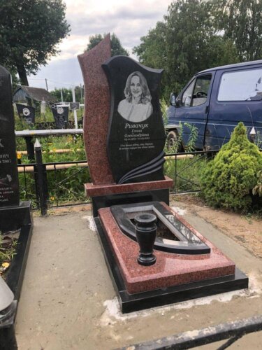 Одинарный памятник
