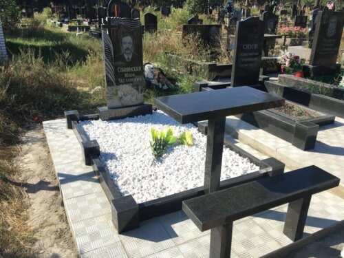 Одинарный памятник